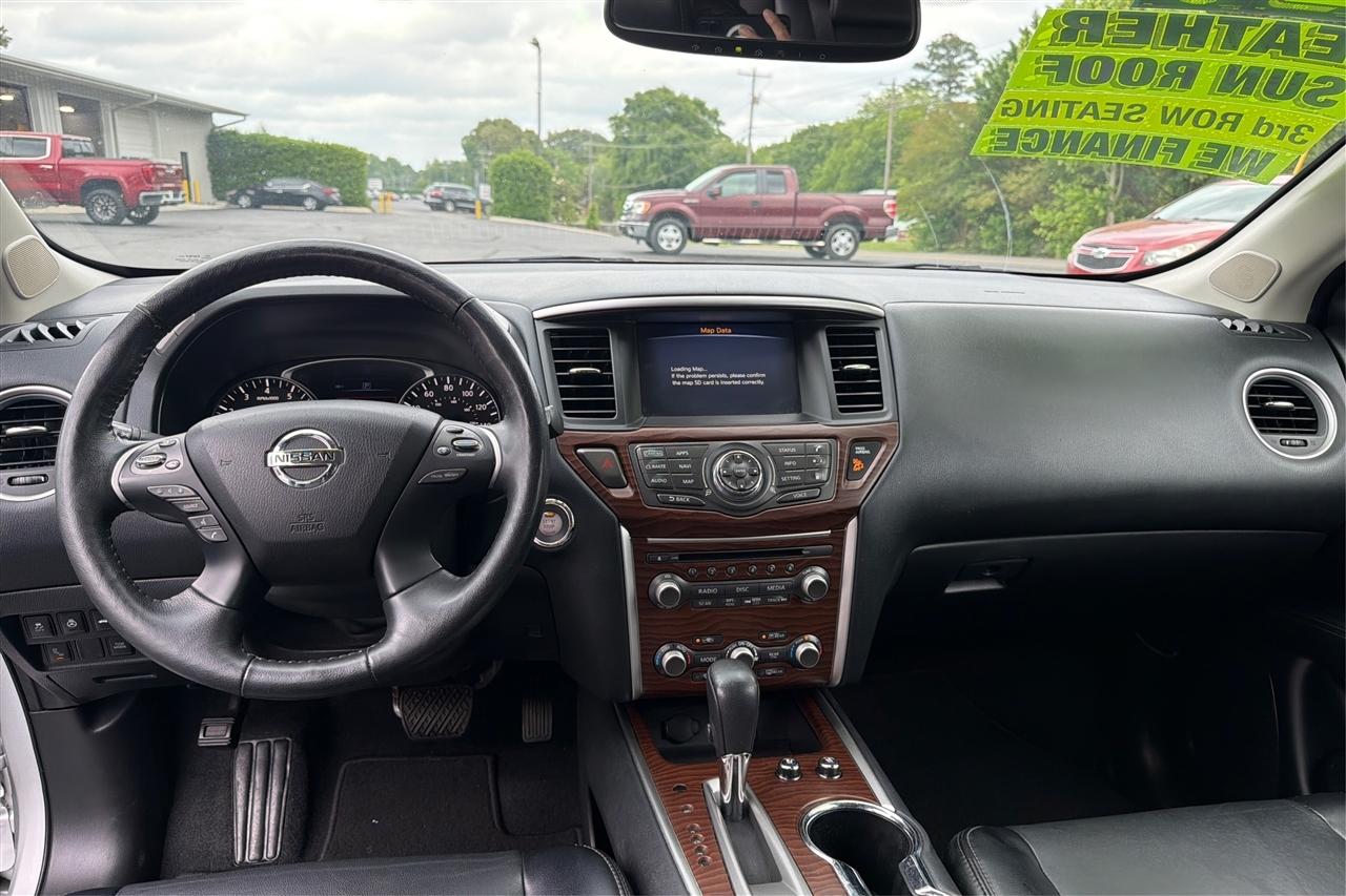 Nissan Pathfinder Platinum 4D SUV FWD 2020
