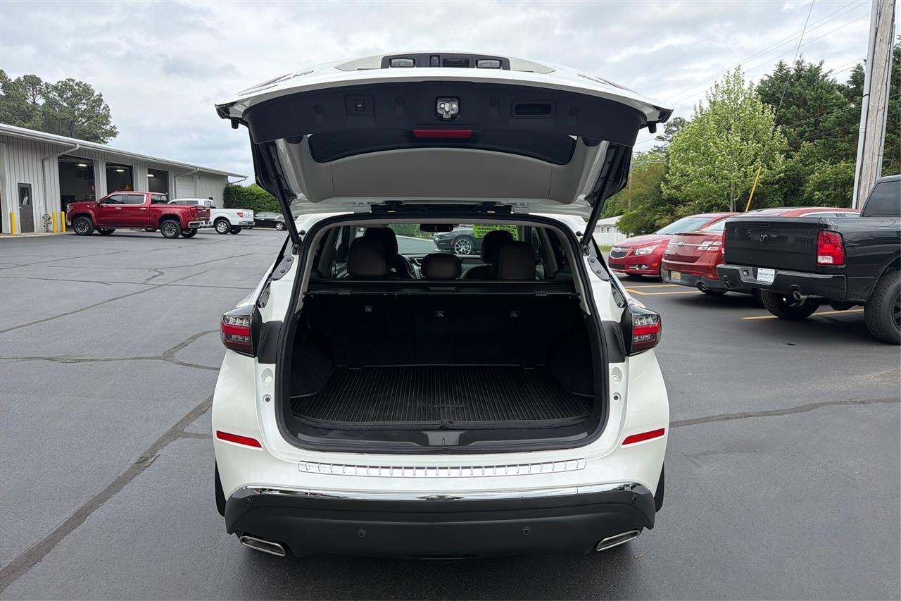 Nissan Murano Platinum 4D SUV FWD 2022