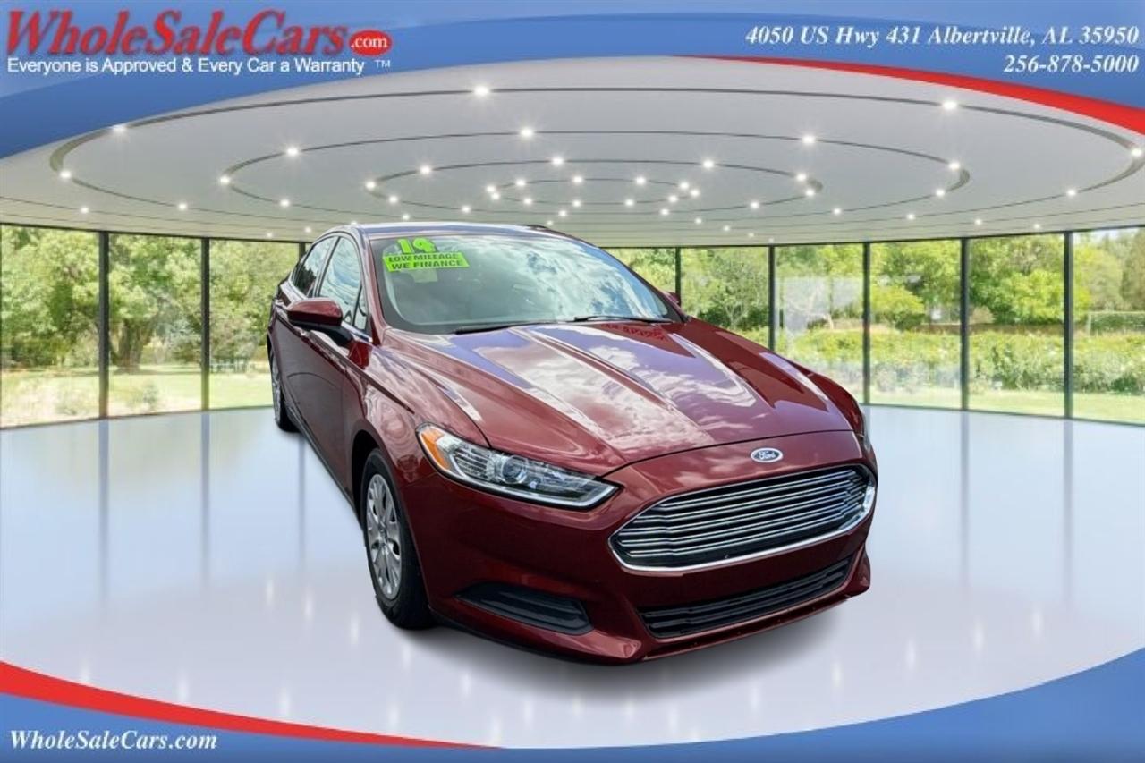 Ford Fusion S 4D Sedan 2014