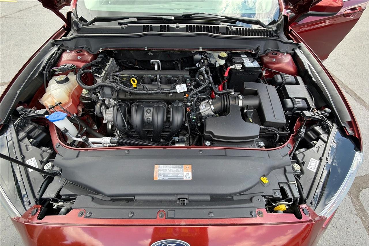 Ford Fusion S 4D Sedan 2014