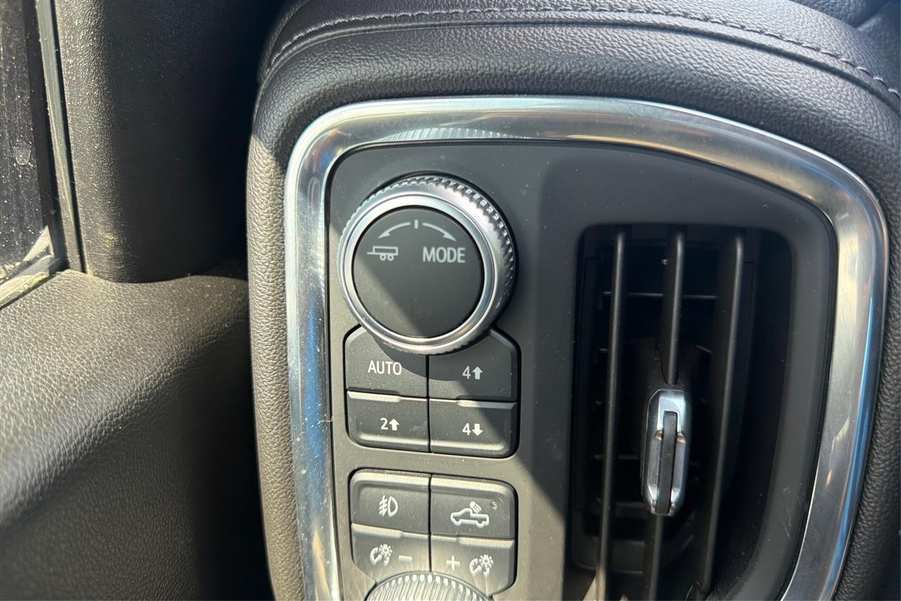 GMC Sierra 1500 SLT Crew Cab 4WD 2020
