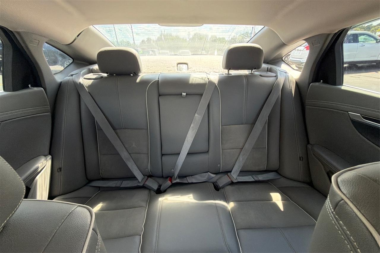 Chevrolet Impala LT 4D Sedan 4 Cyl 2015