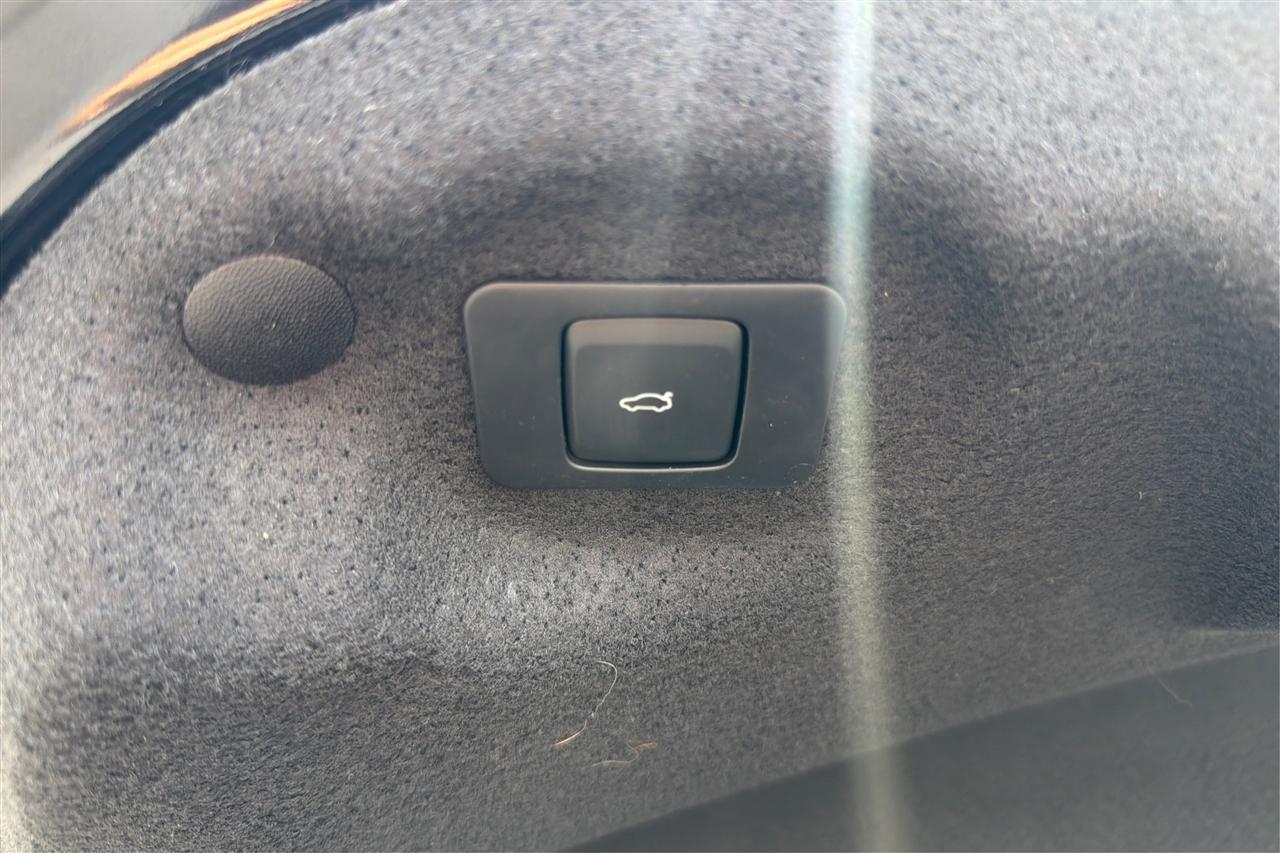 Lincoln MKZ Reserve II 4D Sedan FWD 2019