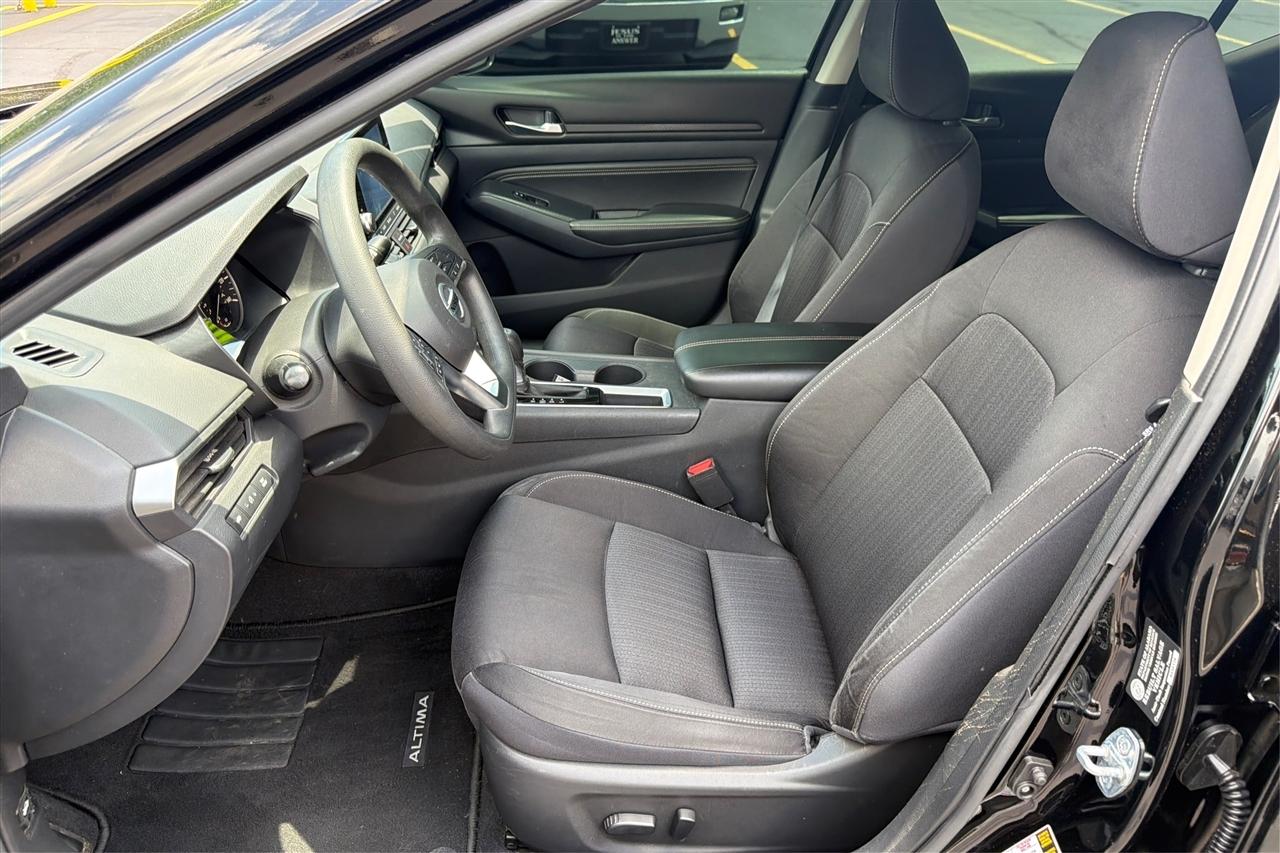 Nissan Altima S 4D Sedan 2.5 2020