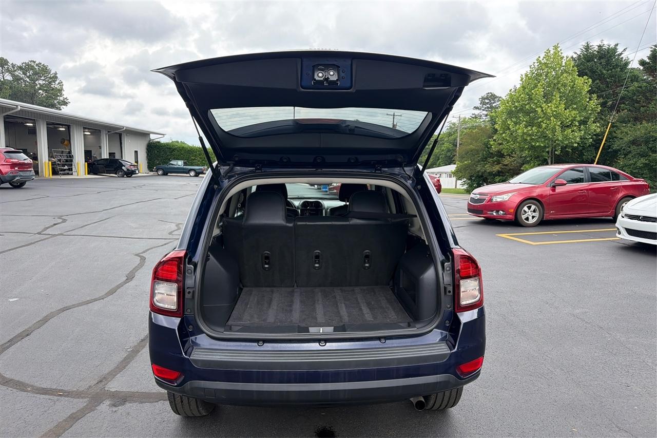 Jeep Compass Latitude 4D SUV FWD 2015