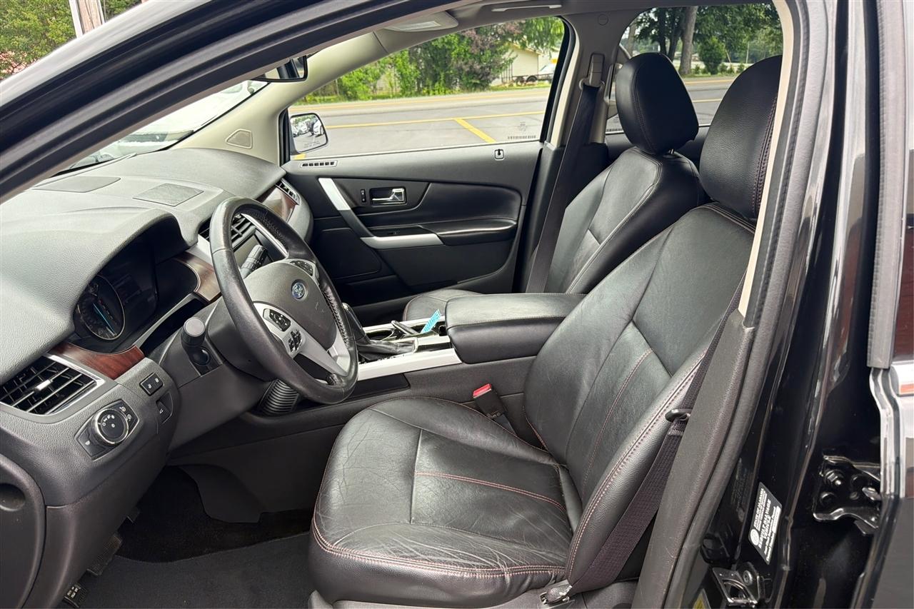 Ford Edge Limited 4D SUV FWD 2013