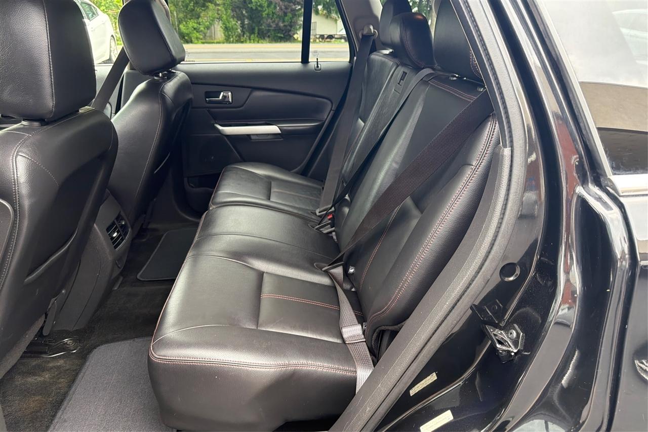 Ford Edge Limited 4D SUV FWD 2013