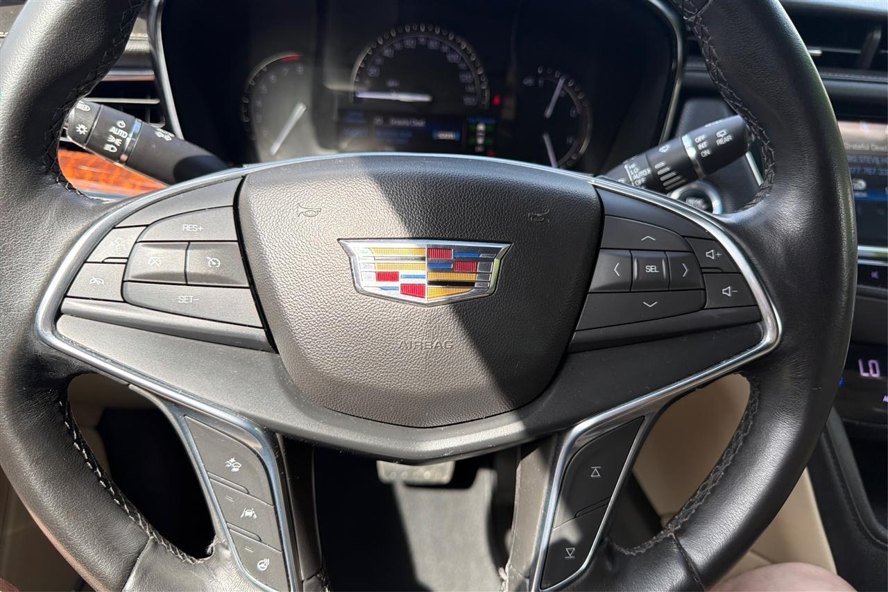 Cadillac XT5 Premium Luxury 4D SUV FWD 2018
