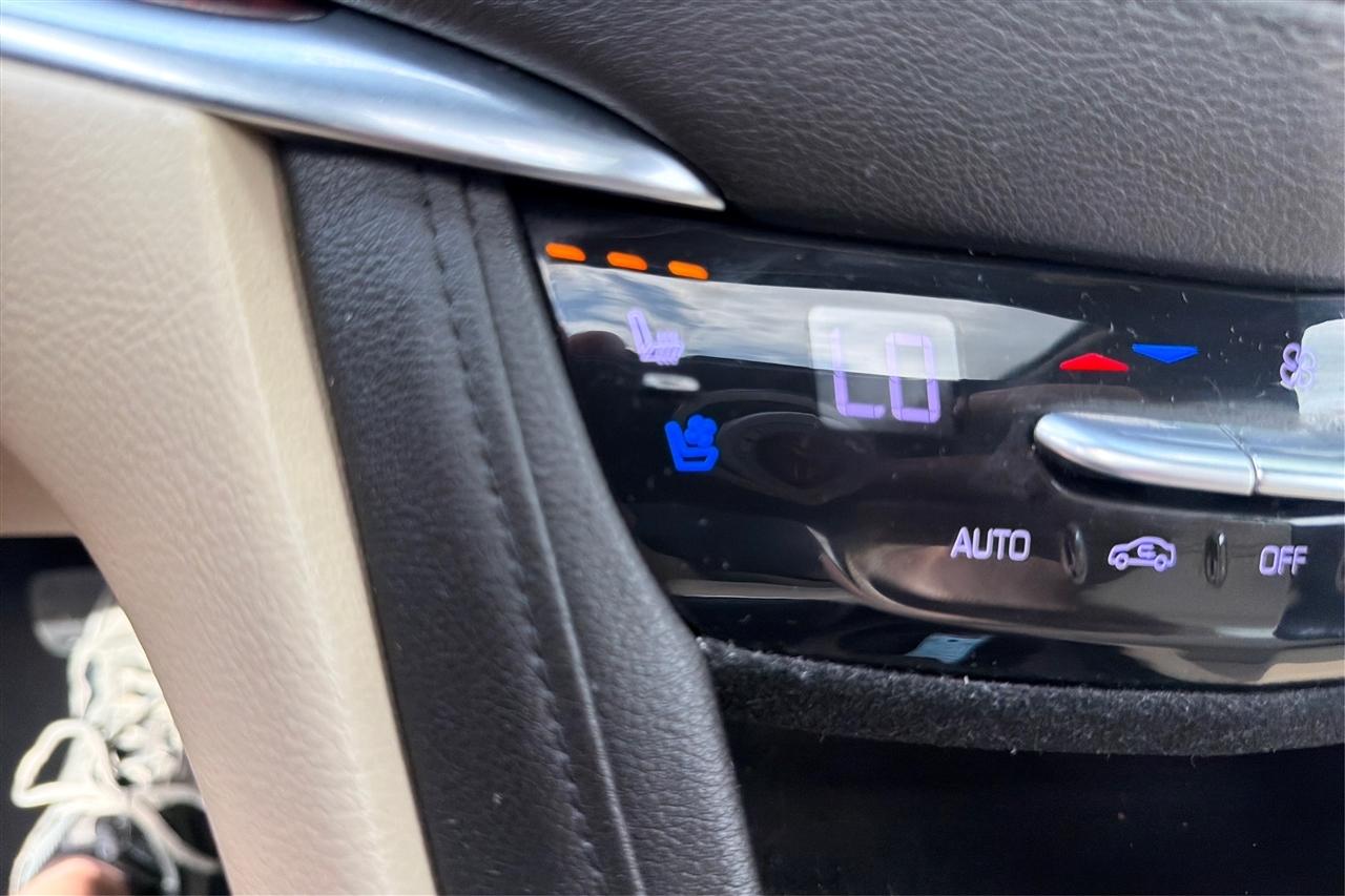 Cadillac XT5 Premium Luxury 4D SUV FWD 2018
