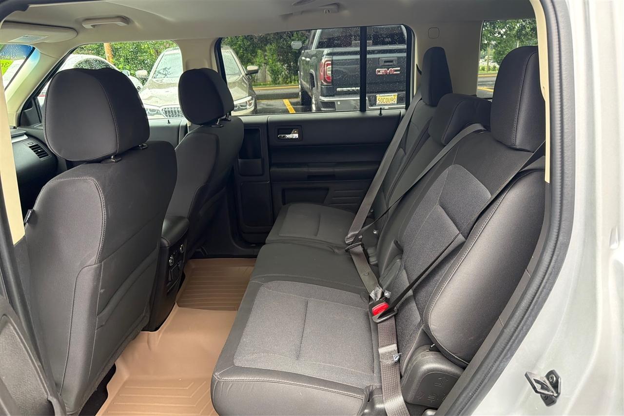 Ford Flex SE 4D SUV FWD 2019