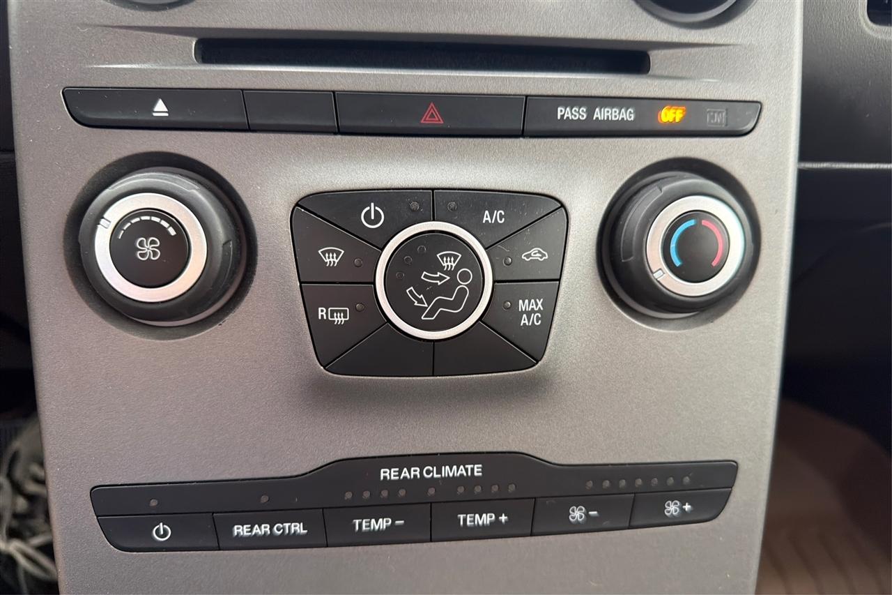 Ford Flex SE 4D SUV FWD 2019