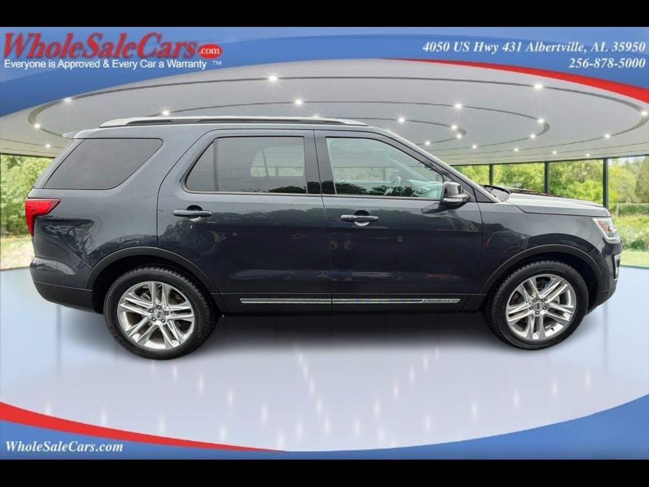 2017 Ford Explorer XLT 4-Door 2WD