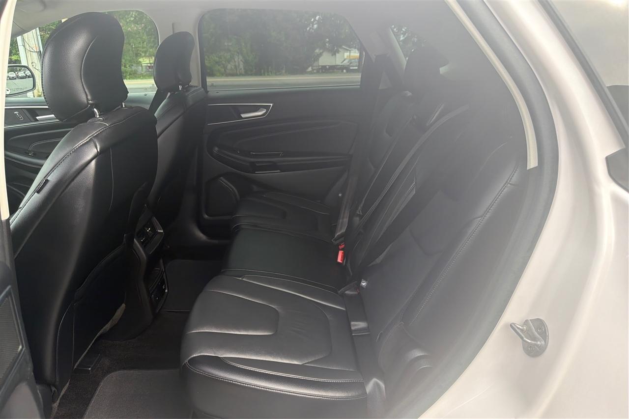 Ford Edge Titanium 4D SUV FWD 2015