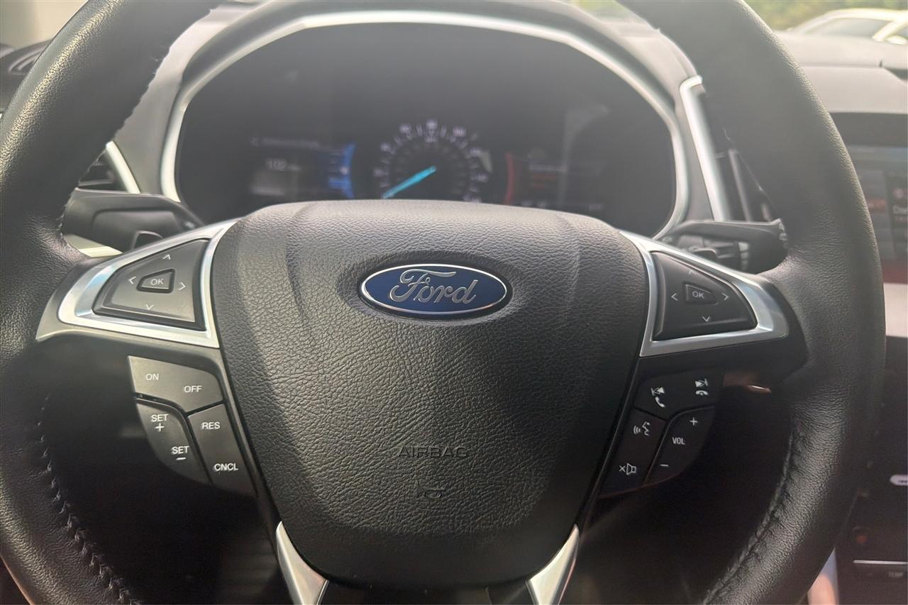Ford Edge Titanium 4D SUV FWD 2015