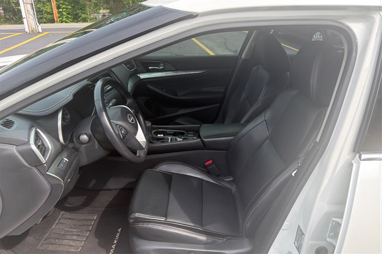 Nissan Maxima SV 4D Sedan 2023