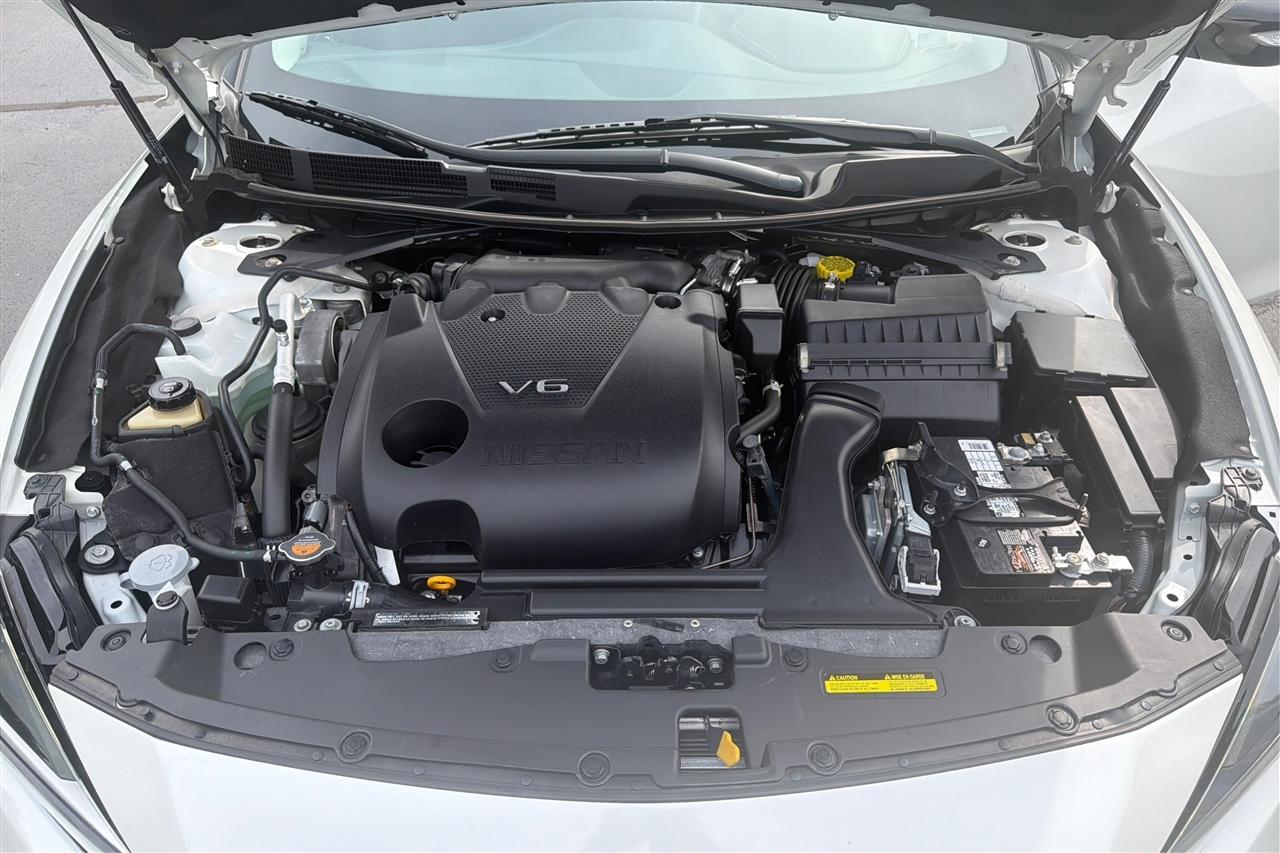 Nissan Maxima SV 4D Sedan 2023