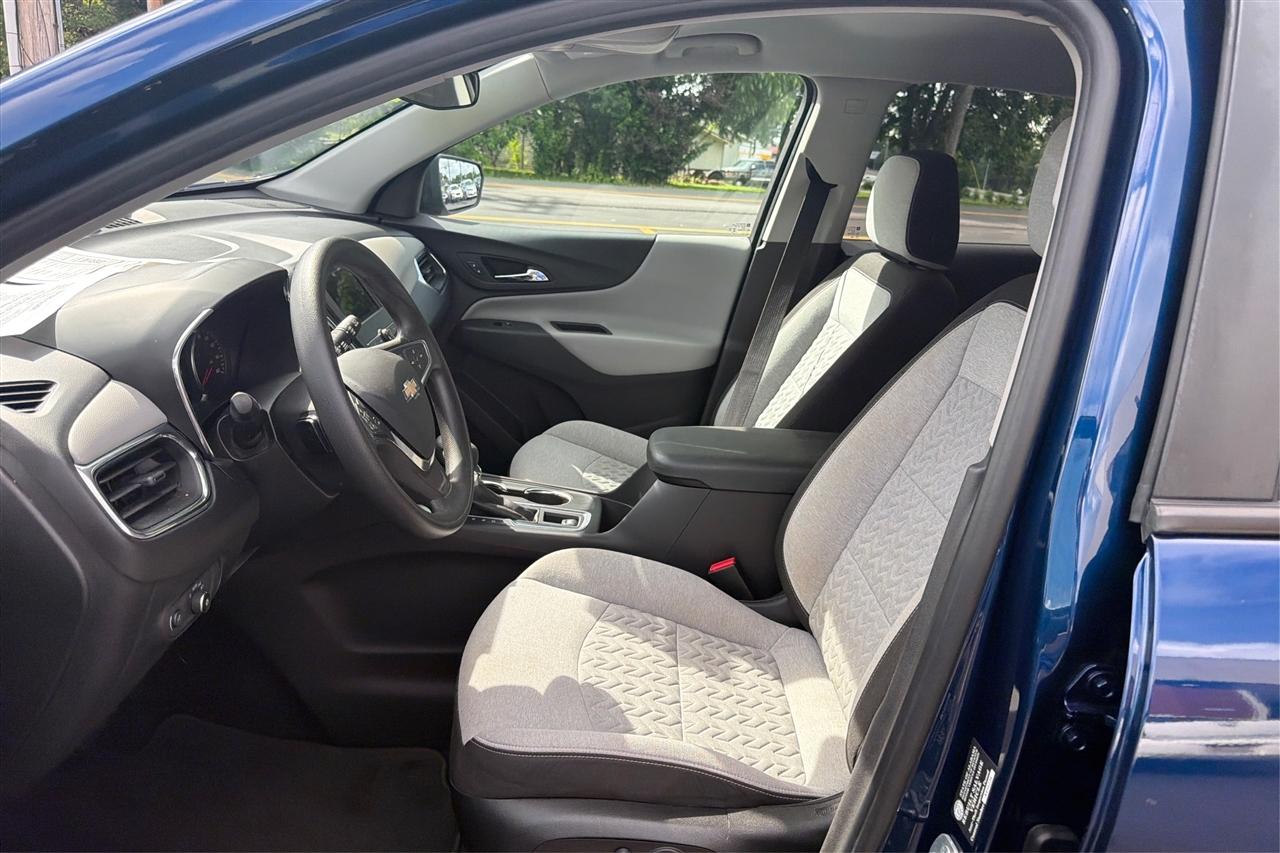 Chevrolet Equinox LS 4D SUV FWD 2022