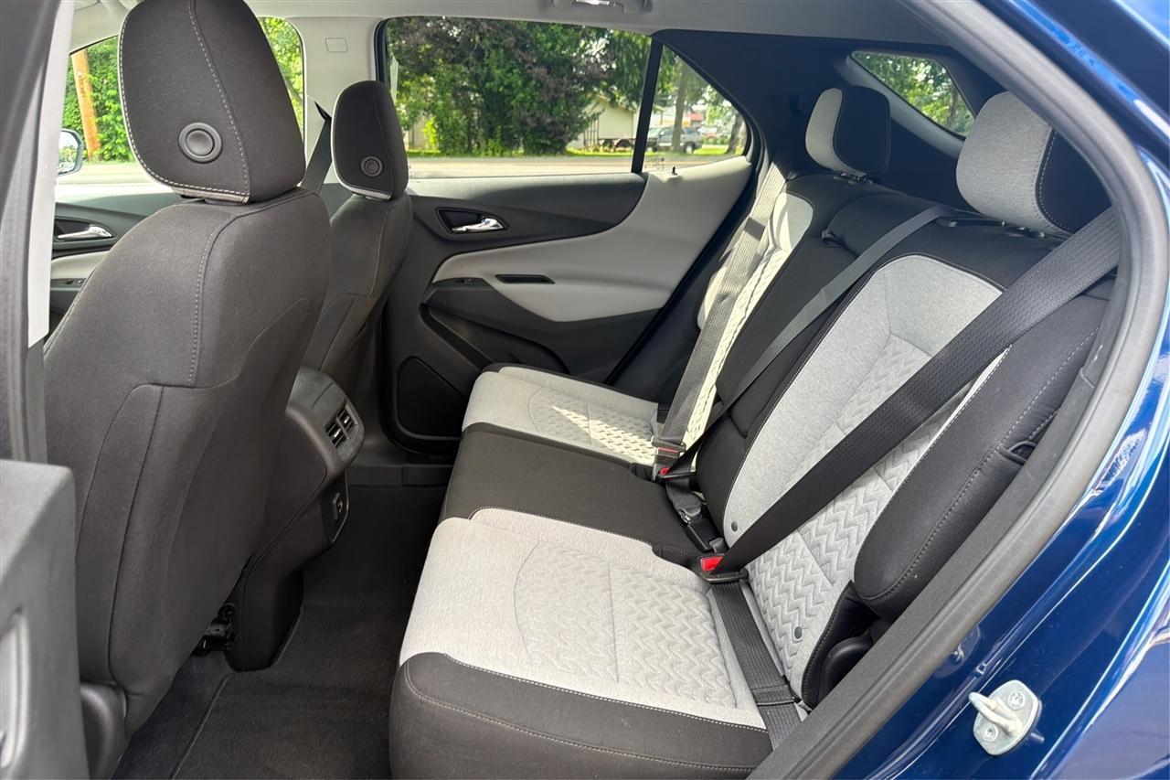 Chevrolet Equinox LS 4D SUV FWD 2022