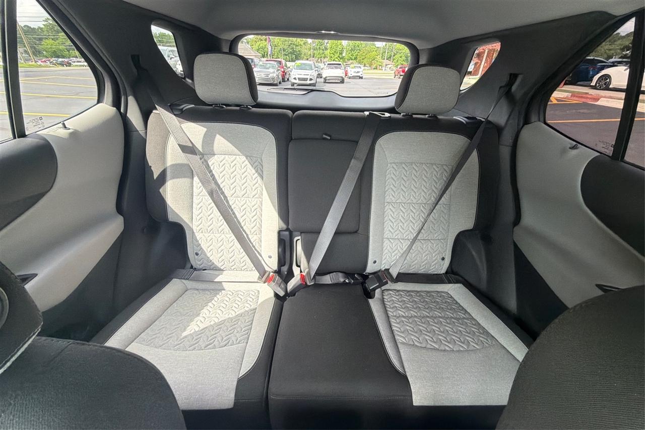 Chevrolet Equinox LS 4D SUV FWD 2022