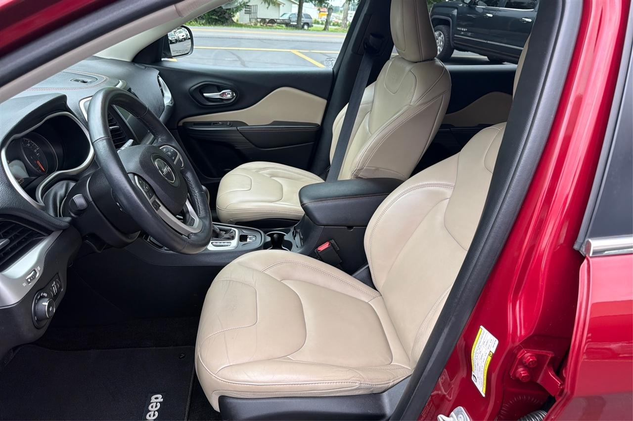 Jeep Cherokee Limited 4D SUV FWD 2016