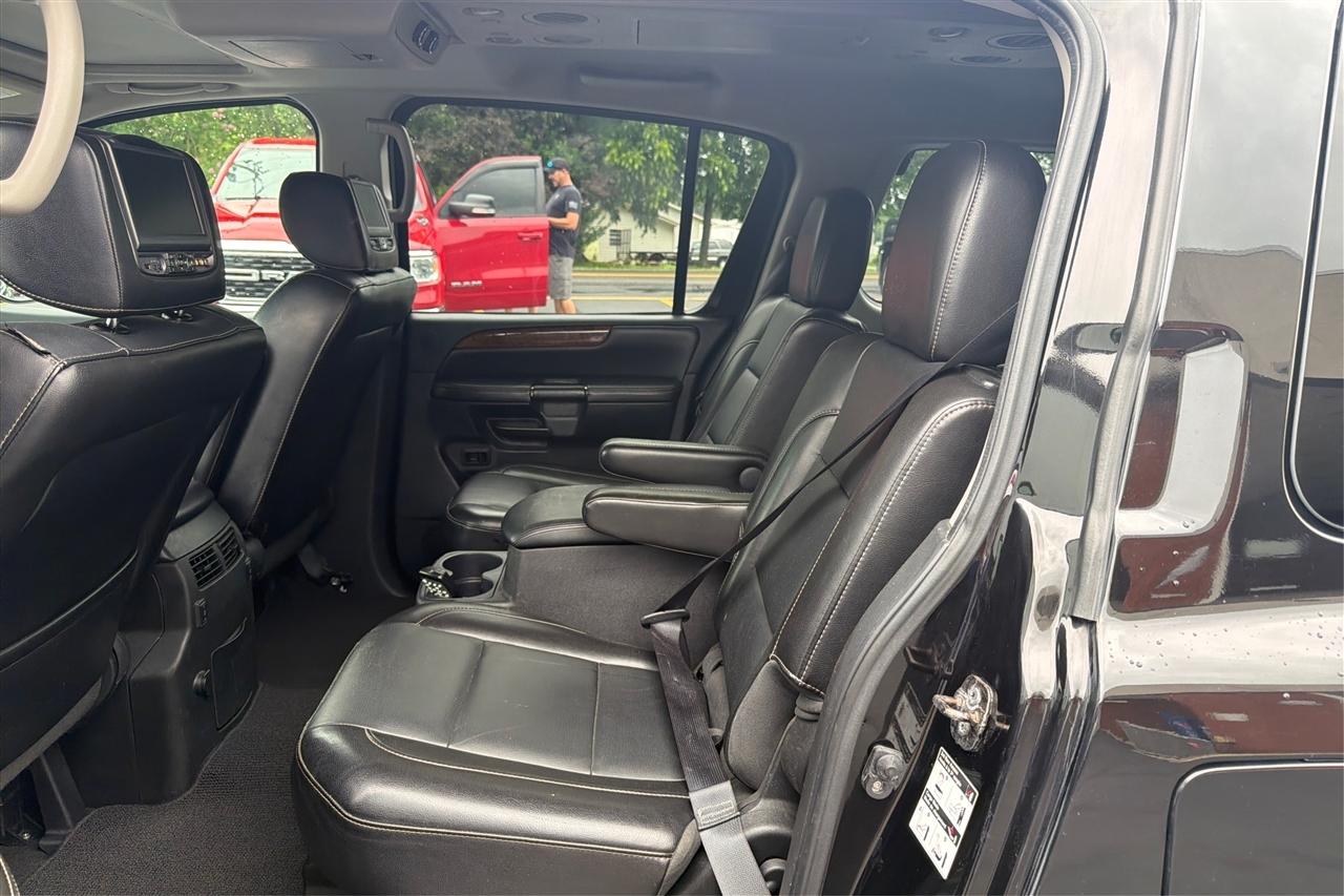 Nissan Armada Platinum 4D SUV RWD 2013