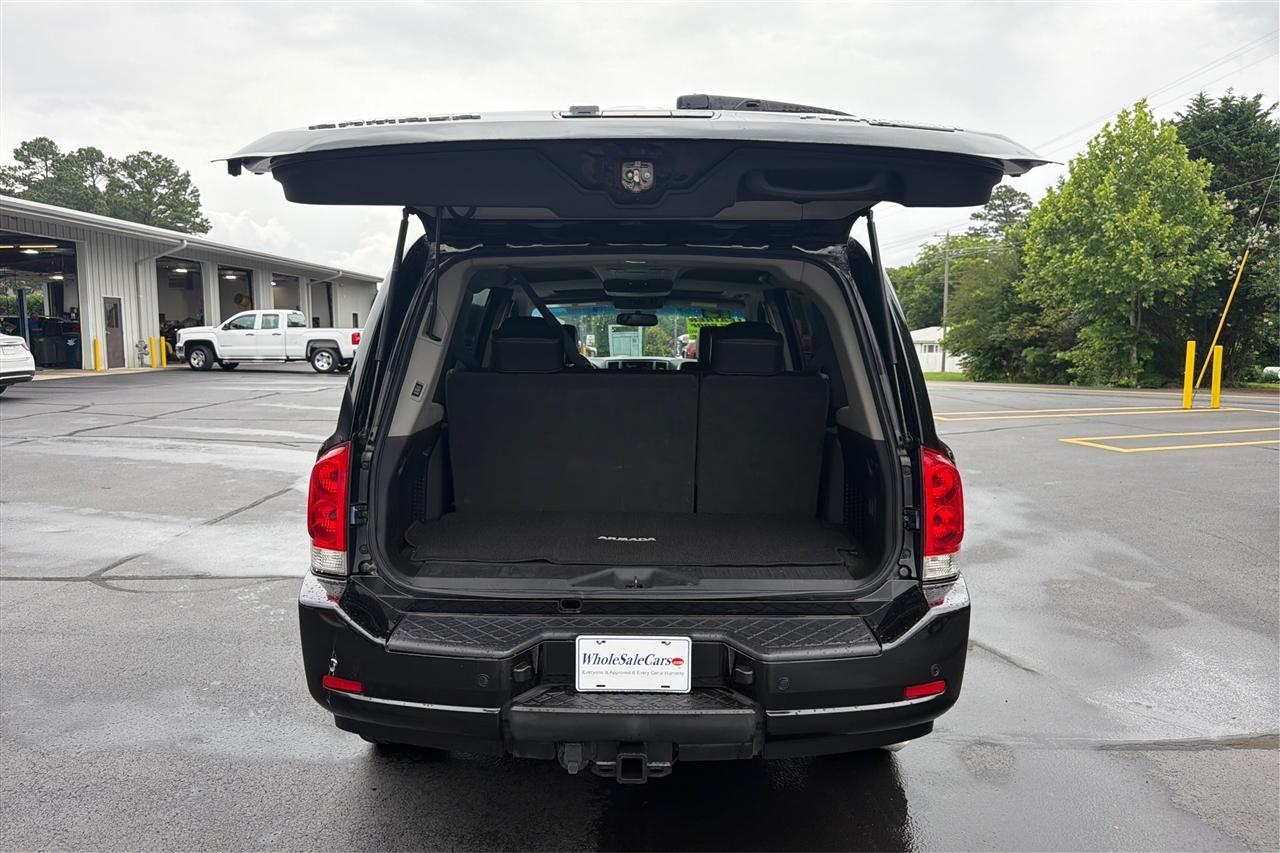 Nissan Armada Platinum 4D SUV RWD 2013
