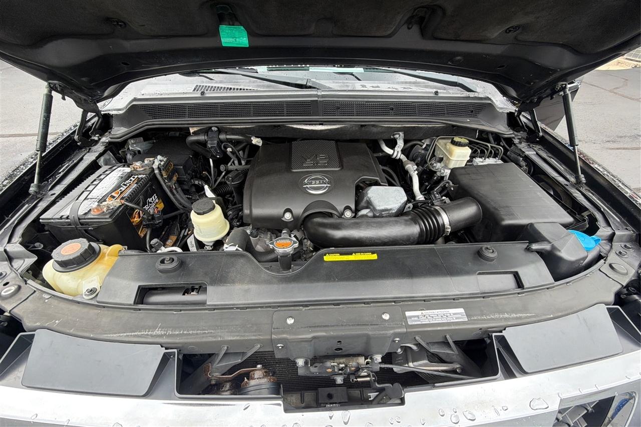 Nissan Armada Platinum 4D SUV RWD 2013