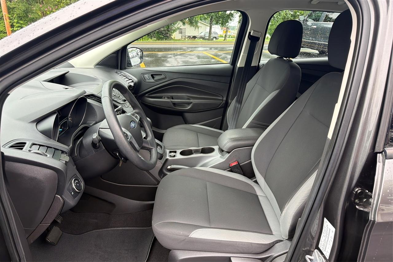 Ford Escape S 4D SUV FWD 2016