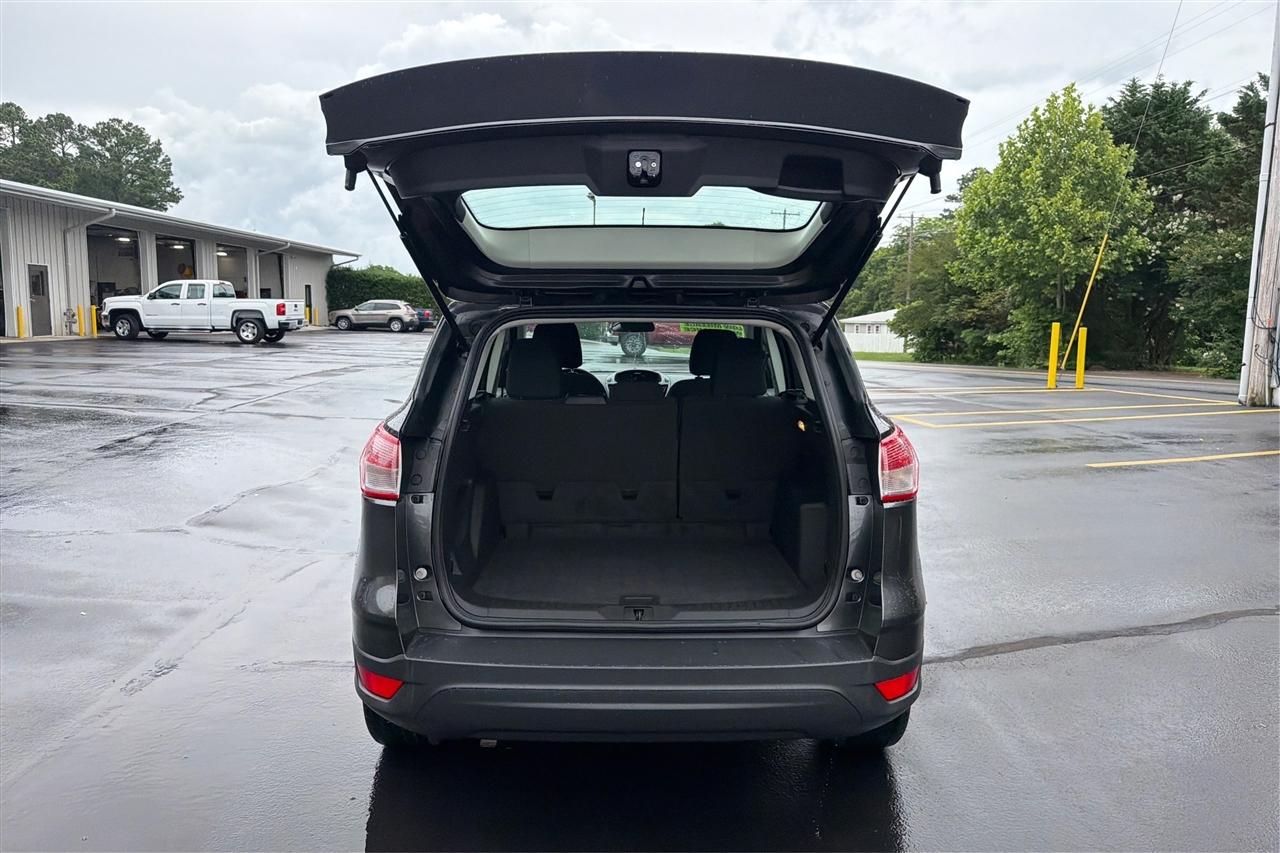 Ford Escape S 4D SUV FWD 2016