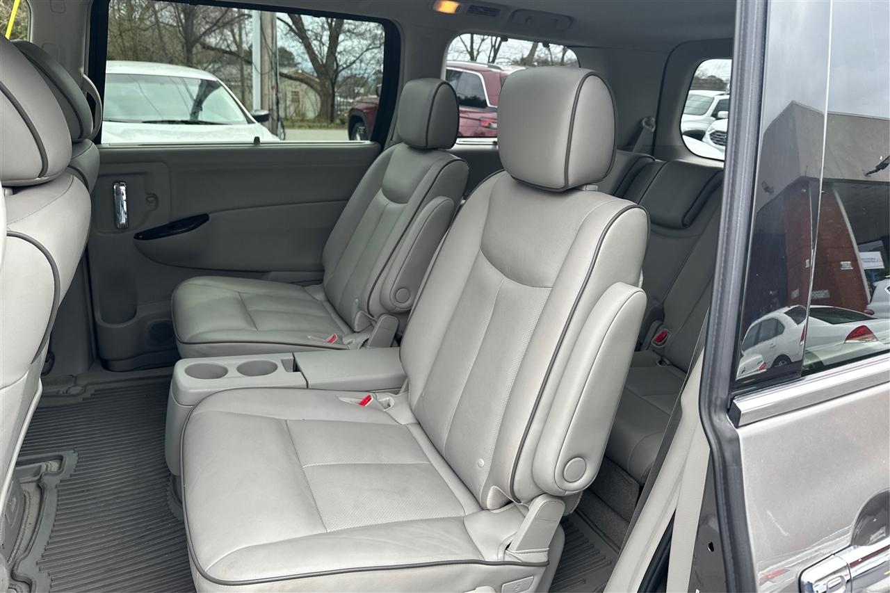 Nissan Quest LE 4D Wagon 2013