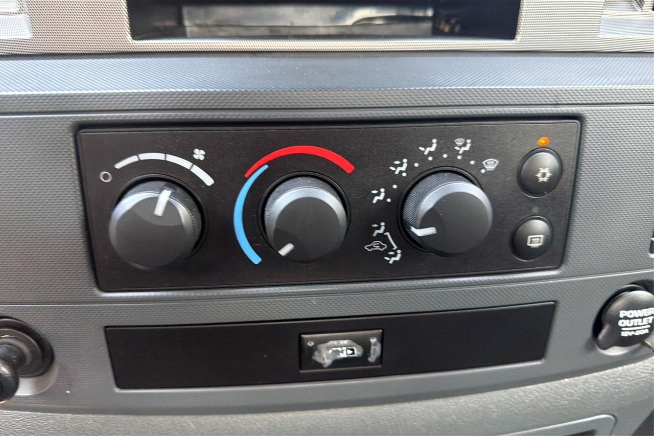 Dodge Ram 1500 Laramie Quad Cab 2008