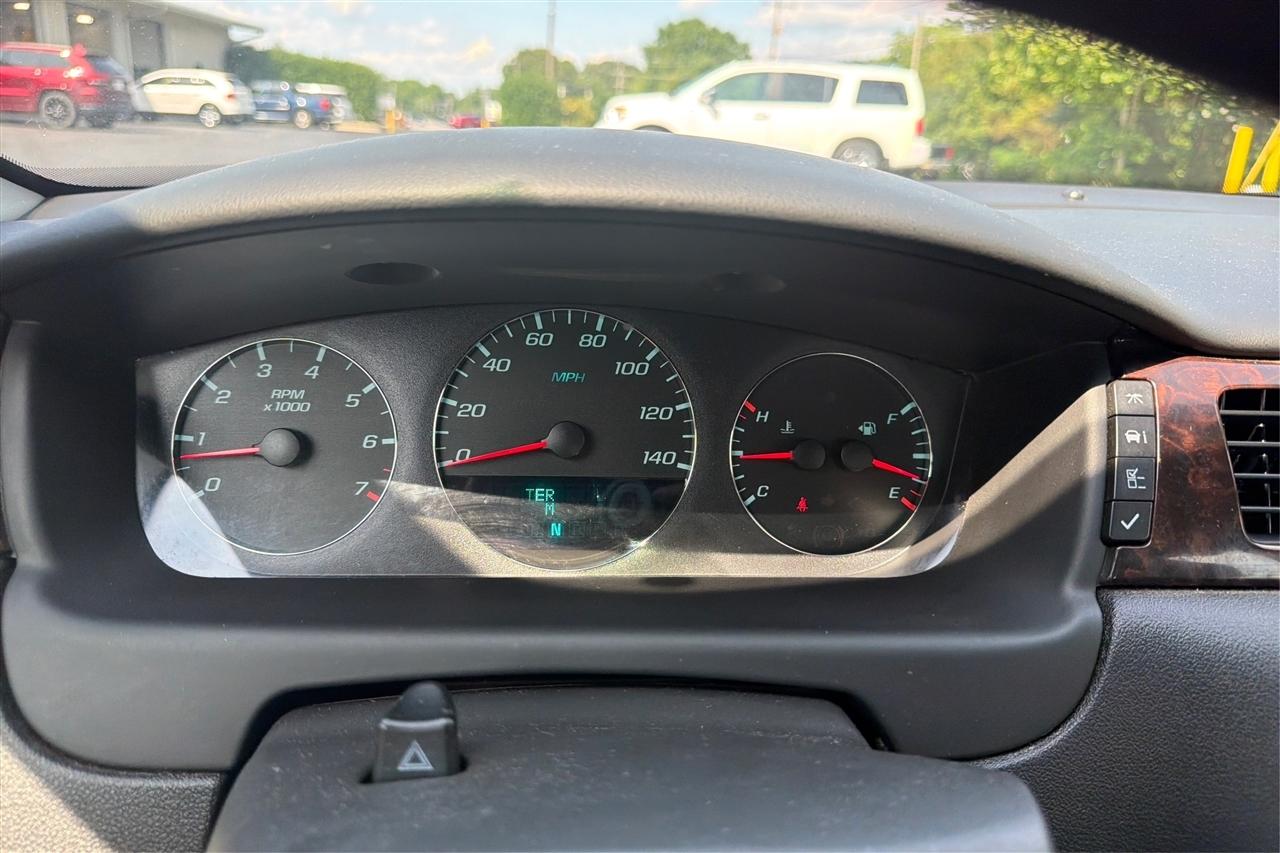 Chevrolet Impala Limited LT 4D Sedan 2015