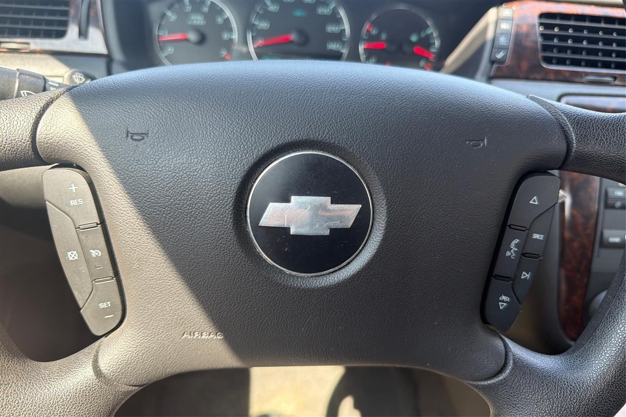 Chevrolet Impala Limited LT 4D Sedan 2015