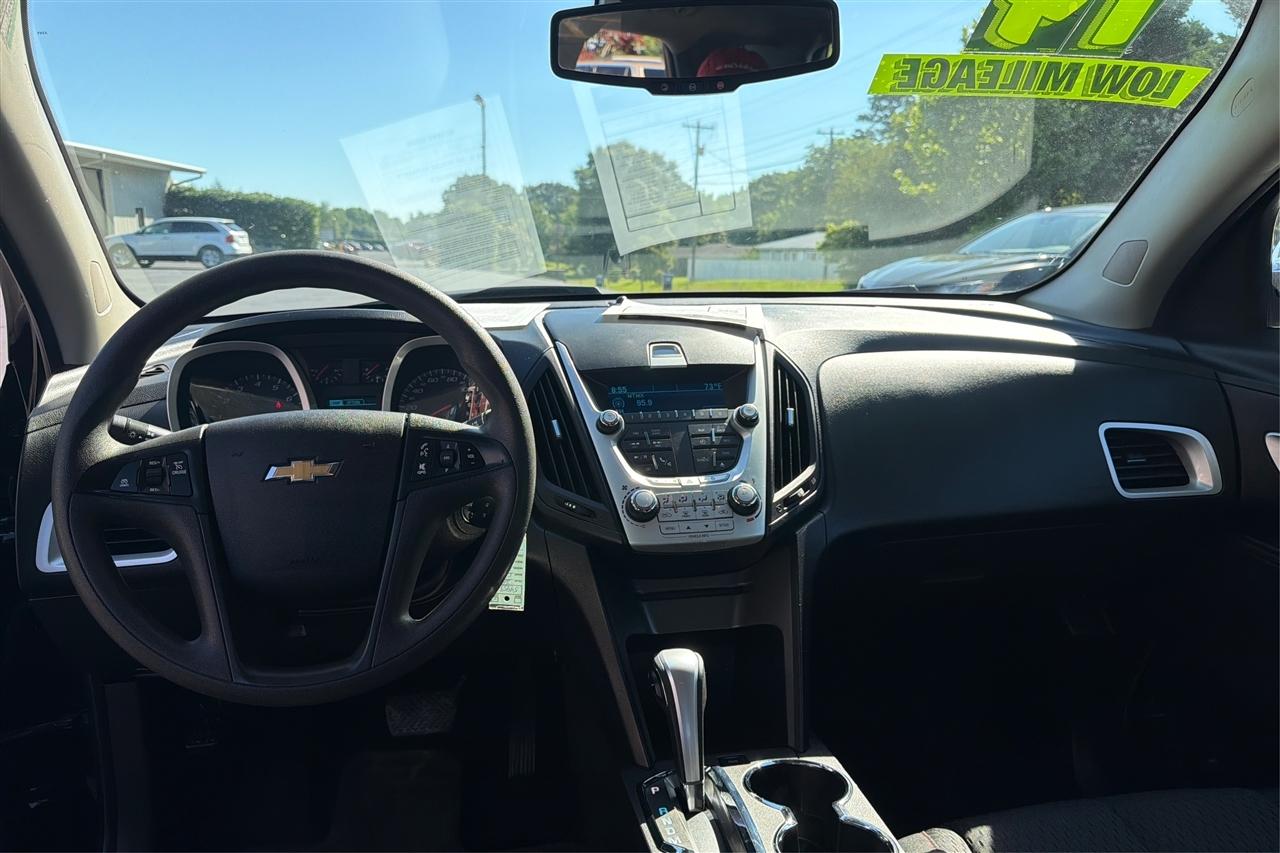 Chevrolet Equinox LS 4D SUV FWD 2014