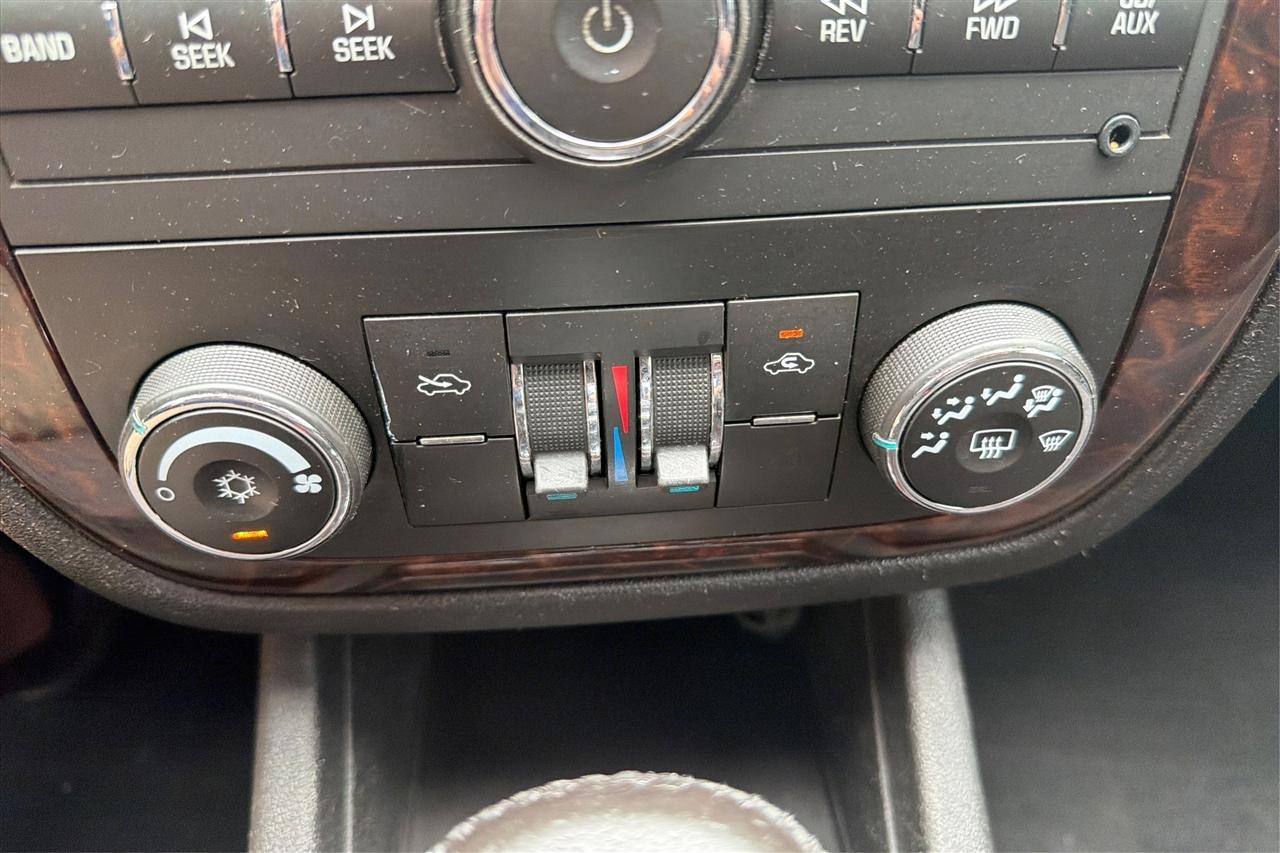 Chevrolet Impala Limited LT 4D Sedan 2014