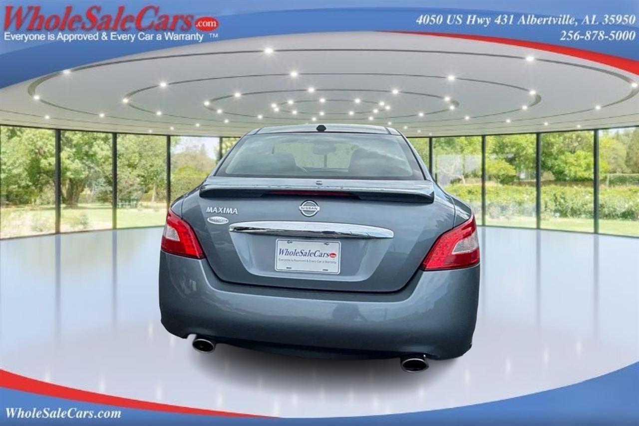 Nissan Maxima SV 4D Sedan 2011