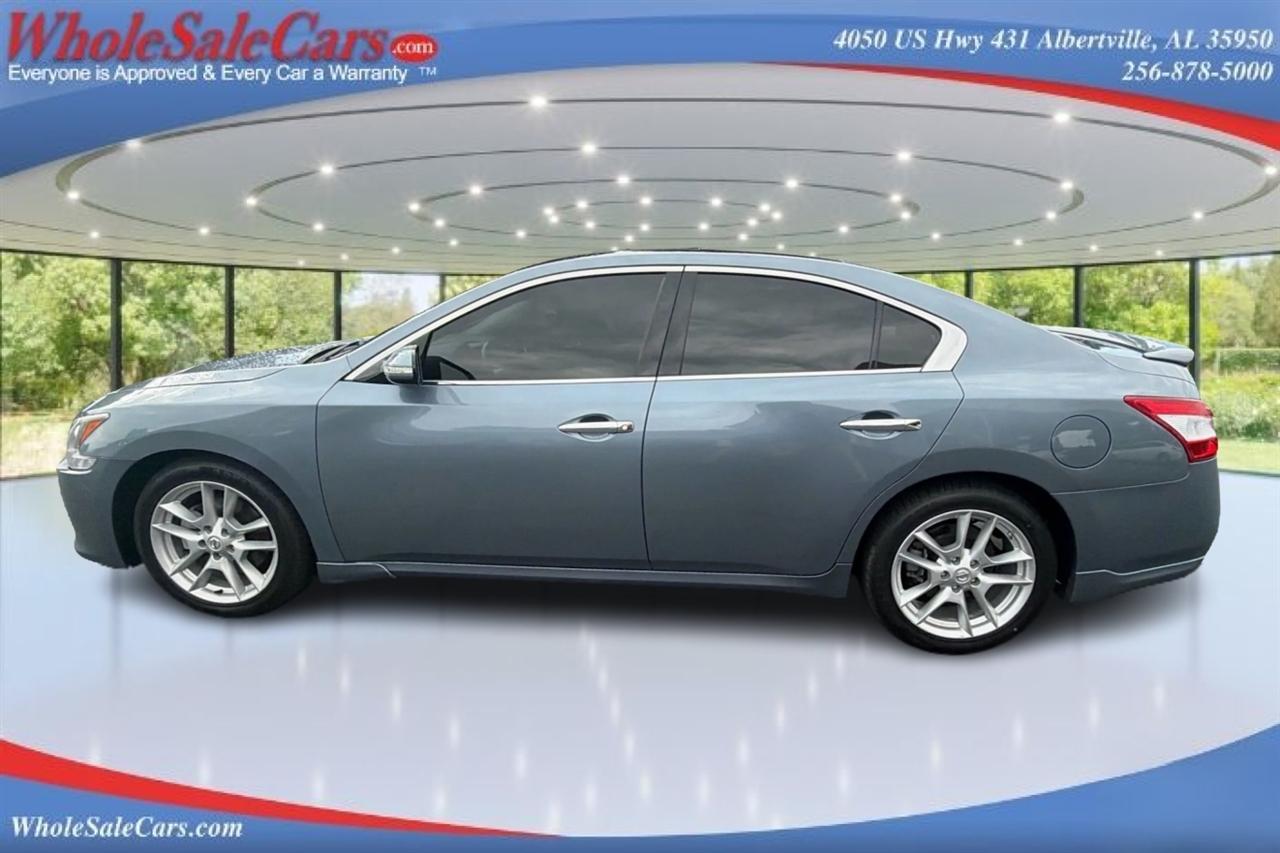 Nissan Maxima SV 4D Sedan 2011