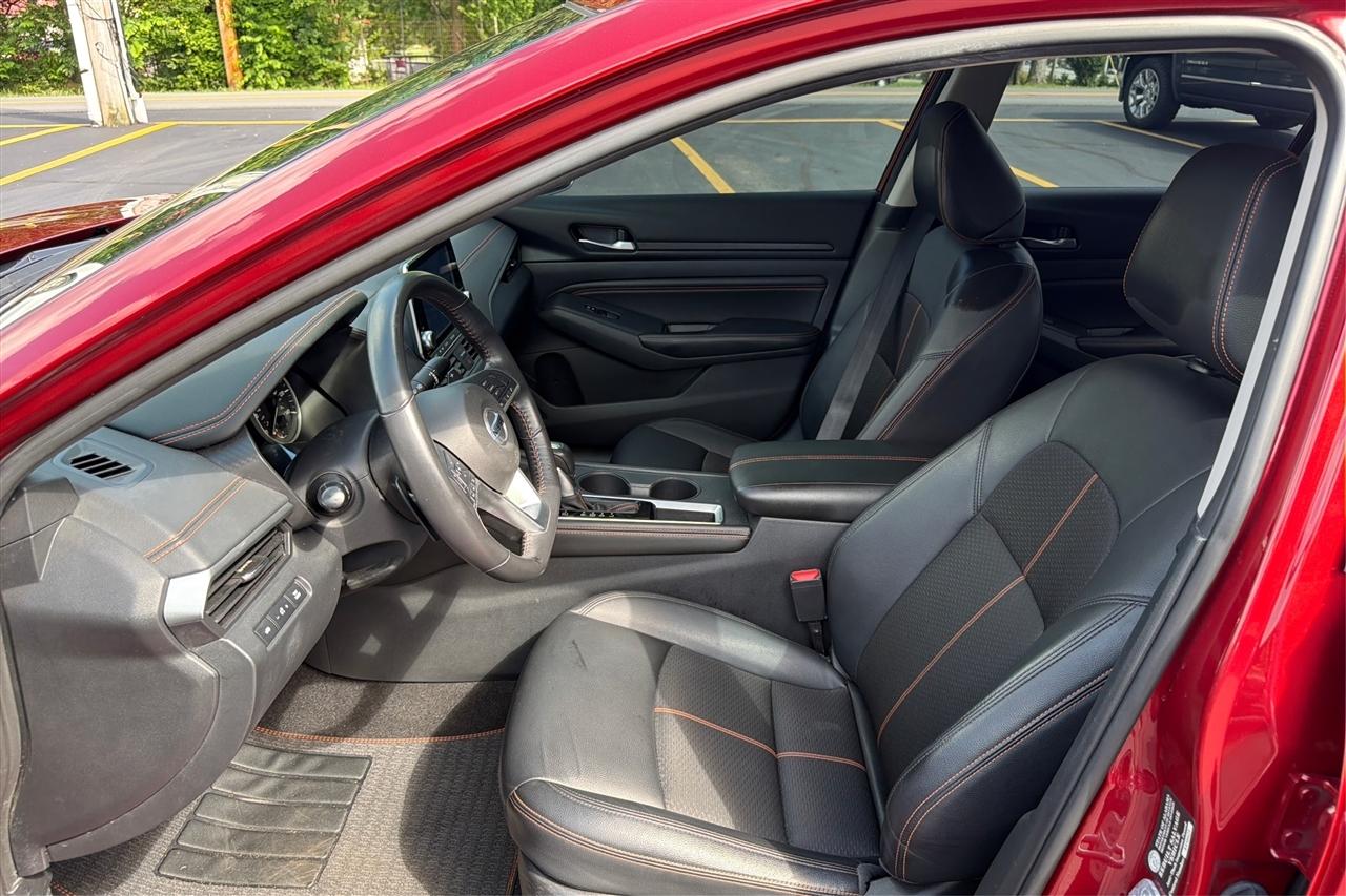 Nissan Altima SR 4D Sedan 2.5 2022