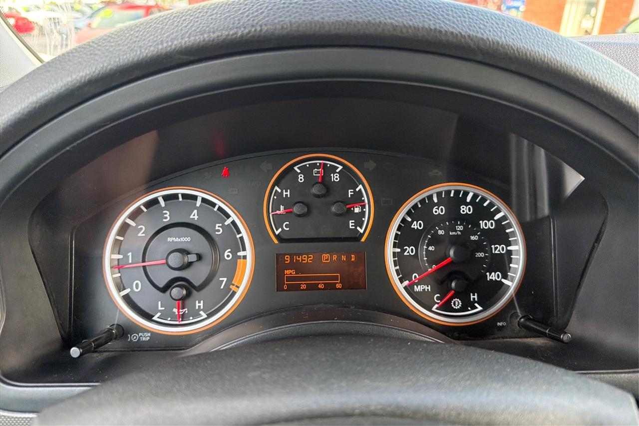 Nissan Armada SV 4D SUV RWD 2013