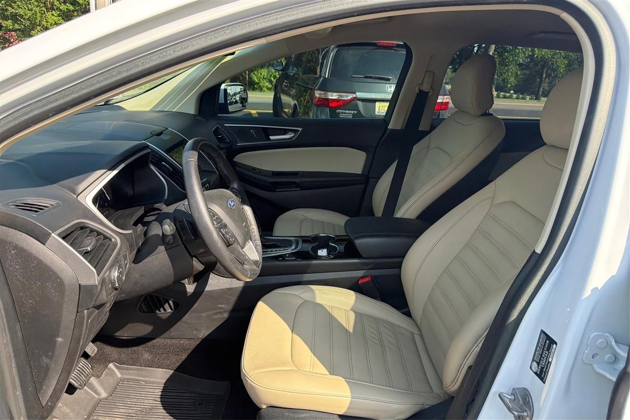 Ford Edge SEL 4D SUV FWD 2018