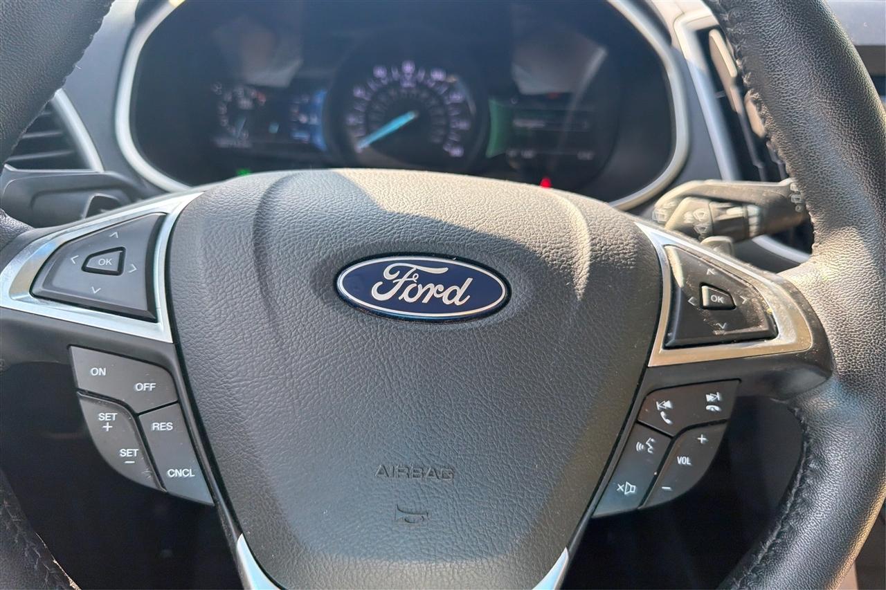 Ford Edge SEL 4D SUV FWD 2018