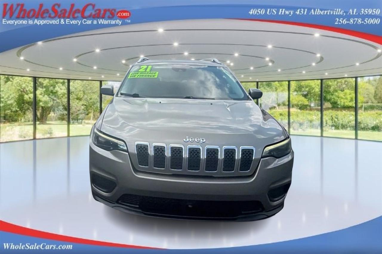 Jeep Cherokee Latitude 4D SUV FWD 2021