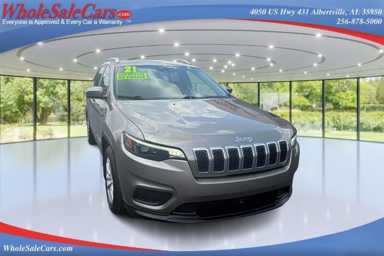 Jeep Cherokee Latitude 4D SUV FWD 2021
