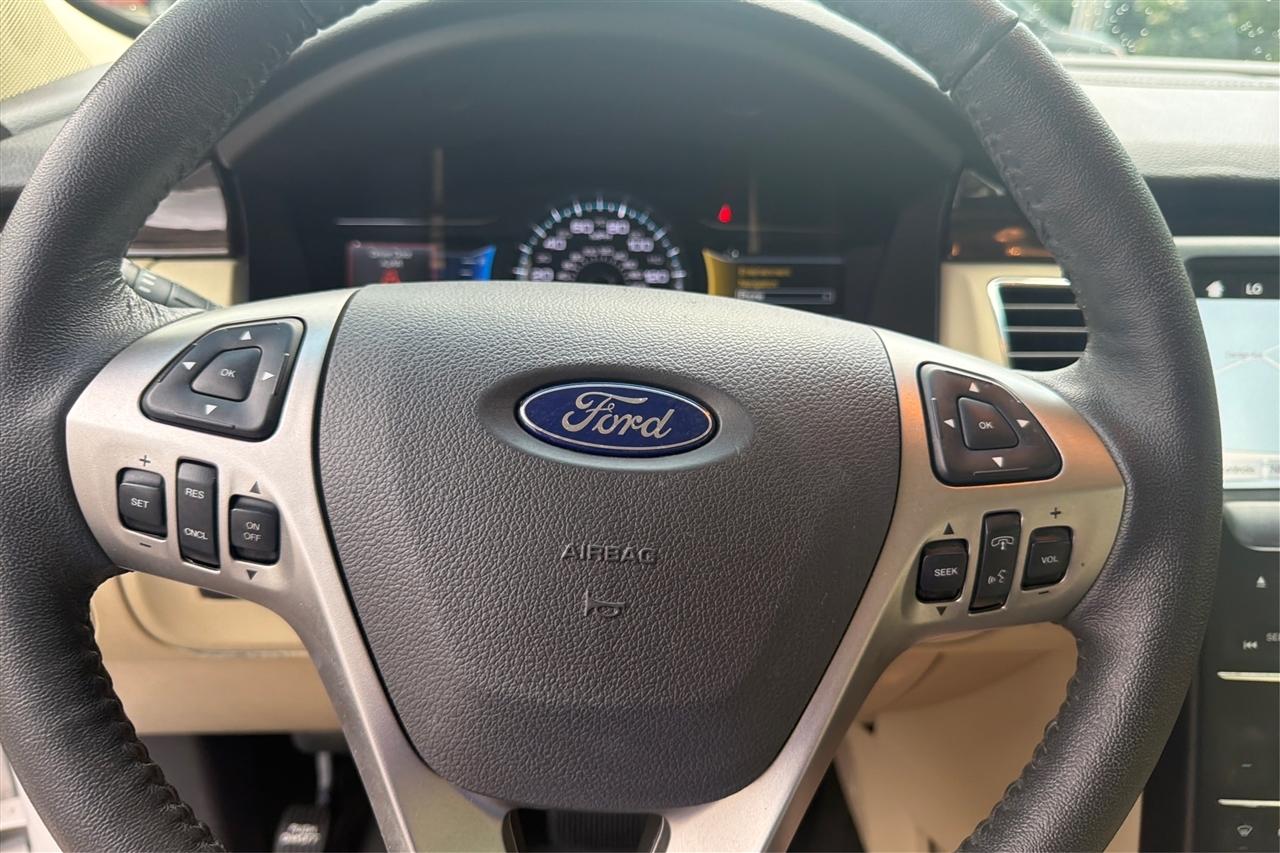 Ford Flex SEL 4D SUV FWD 2018