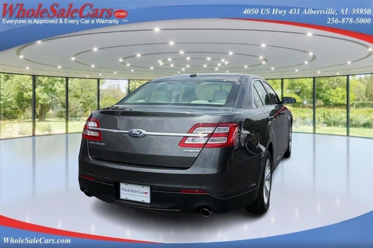 Ford Taurus SE 4D Sedan 2019