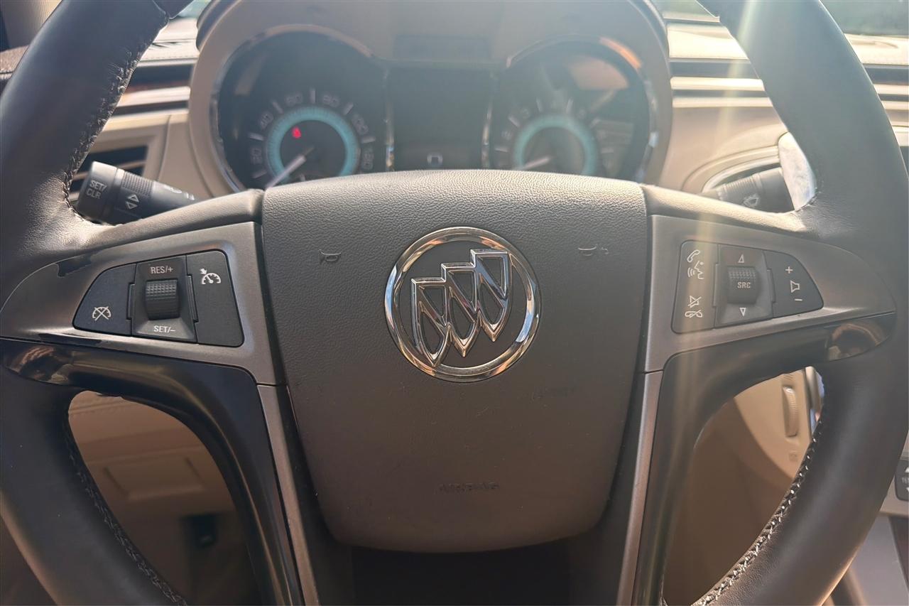 Buick LaCrosse CXS 4D Sedan 2010