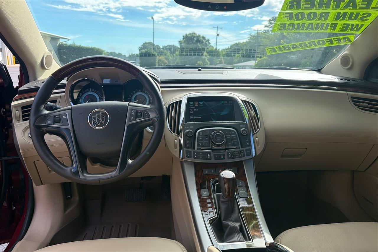 Buick LaCrosse CXS 4D Sedan 2010