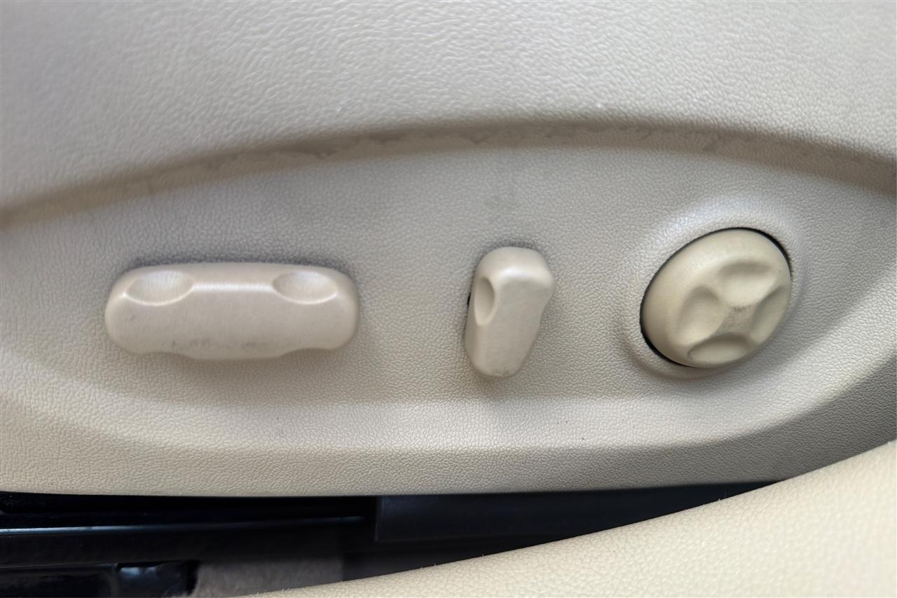 Buick LaCrosse CXS 4D Sedan 2010