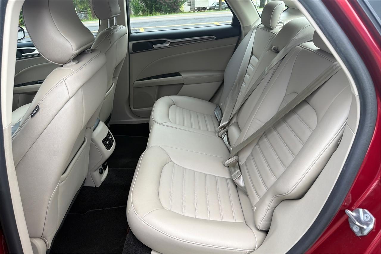 Ford Fusion SE 4D Sedan 2018