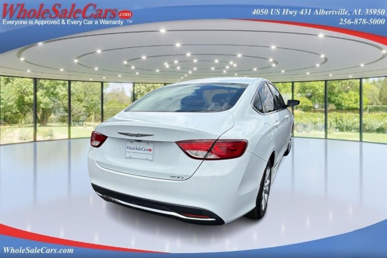 Chrysler 200 Limited 4D Sedan 2015